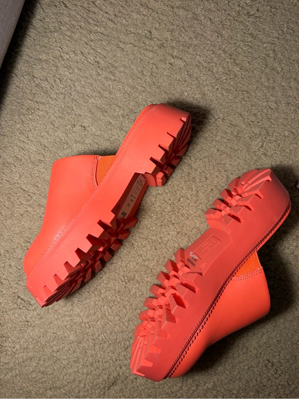DOLCE VITA 🩷❤️ Platform Mule Lexy lug  Clog in Vibrant Coral Red NWT no box - Picture 5 of 8